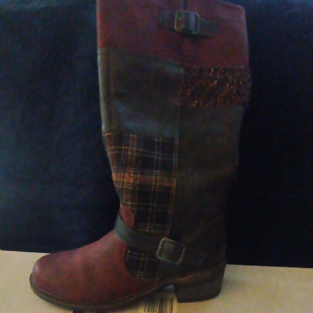 Stylish Women's Plaid Knee-High Boots